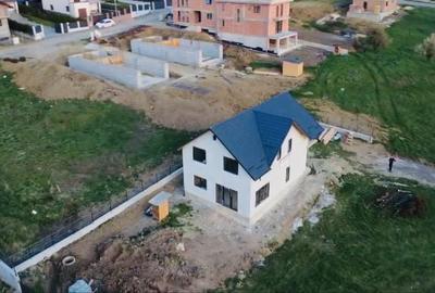 Casă cu 4 camere în Central - 3