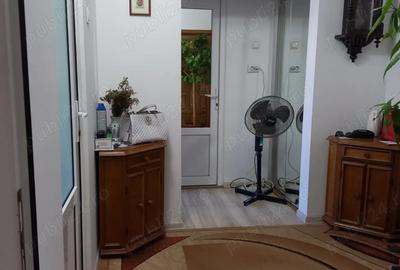 Garsoniera Bucovina (Botosani) bloc mixt - 4