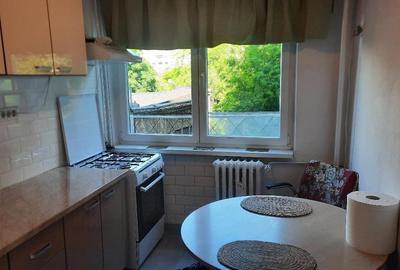 Tineretuli piata metrou parc facultati - 9