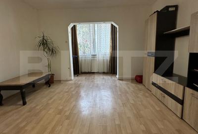 Apartament cu 3 camere în Dâmbu Pietros