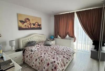 Casă cu 7 camere cu Teren 670 Mp în Săsar - 4