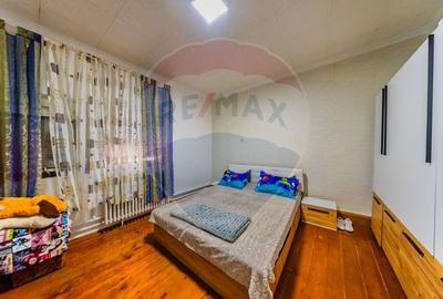 Imobil cu spatiu comercial stradal de vanzare in Arad - 17