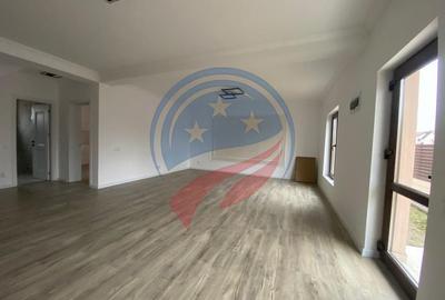 CASA FINALIZATA ZONA DAMILA 300 M TEREN - 1