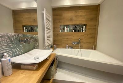 Apartament spatios 3 camere / Palazu Mare Apartament spatios 3 camere / Palazu Mare - 7