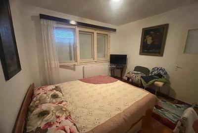 Apartament cu 4 camere decomandat în Caransebeș