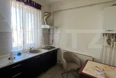Apartament de vanzare, cu 2 camere decomandat, 58mp, zona Turda