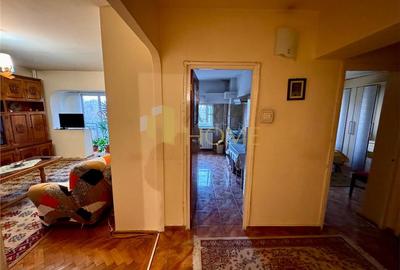 Apartament cu 3 camere decomandat, mobilat în Republicii - 14