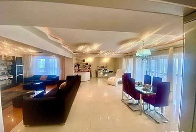 Vanzare apartament de lux ultracentral, Piatra Neam? 240 mp utili, panorama superba Vanzare apartament de lux ultracentral, Piatra Neam? 240 mp utili, panorama superba - 3