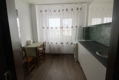 Apartament cu 2 camere semidecomandat, mobilat în 1 Decembrie 1918 - 2