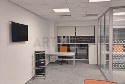 Birou, de 170 mp, în P-ța Victoriei - 5