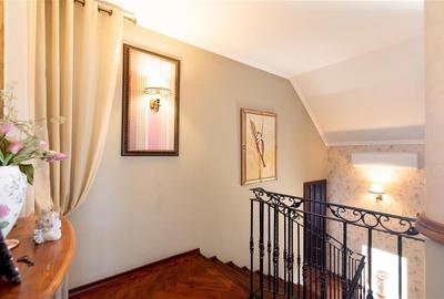 RECO Vila cu 5 camere str. Apateului- zona Nufarul - 19