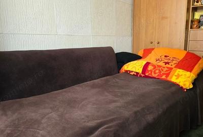 Apartament cu 4 camere decomandat în Progresul - 5