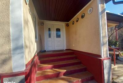 Casă cu 3 camere în Ferneziu - 2