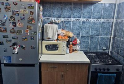 Garsoniera- Tractorul - 1