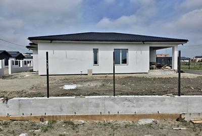 Casă cu 4 camere în Vest