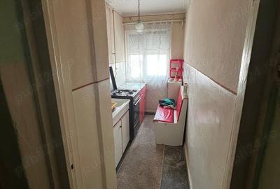 Apartament cu 2 camere semidecomandat în Micro 15 - 4