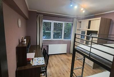 Apartament cu 2 camere decomandat în Progresul - 5