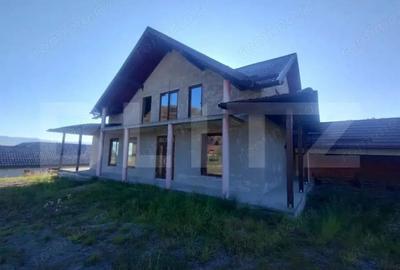 Casa 5 camere,2 nivele,150 mp,1500 mp de teren,zona Dealu Jelnei - 2