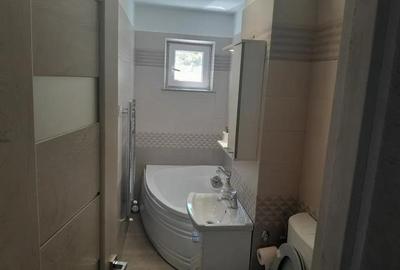 Apartament 3 camere semidecomandat , etaj 1, zona Sala Sporturilor - 6