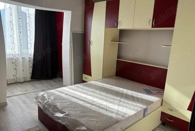 Inchiriez apartament 3 camere - 5