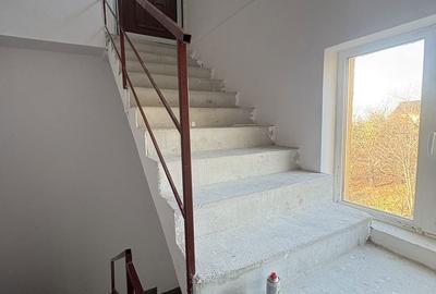 Apartament cu 3 camere în Central - 2