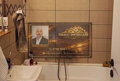 Spațiu comercial, de 300 mp, în Central - 12