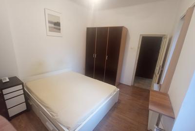 Apartament cu 2 camere decomandat, mobilat în Romană