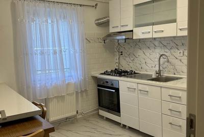 Garsonieră decomandată în Traian - 1