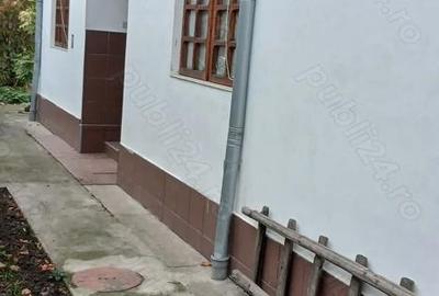 Casă cu 3 camere cu Teren 1000 Mp în Central - 4