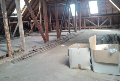 Casă cu 4 camere în Năeni - 7