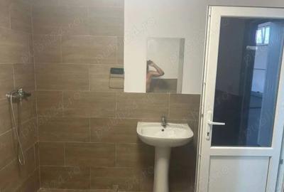 Spațiu comercial, de 110 mp, în Central - 3