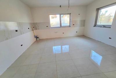 Proprietar Blaise Pascal P+E 155mp util 50m asfalt - 4