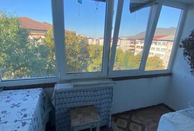 Apartament cu 3 camere, 75 mp, zona Centrala Apartament cu 3 camere, 75 mp, zona Centrala - 3