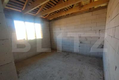 Casa cu 4 camere, 153 mp utili, teren 1000 mp extravilan, ut - 17