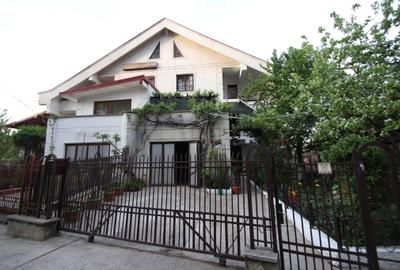 Casă cu 4 camere cu Teren 50 Mp în Tătărași - 7