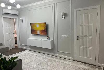 Apartament cu 3 camere decomandat în Titan