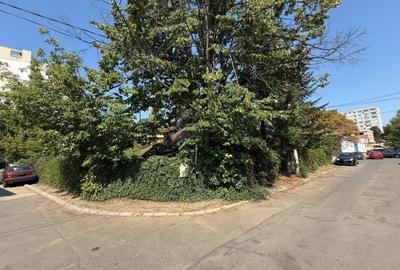 Teren intravilan de 678 mp, în Tătărași