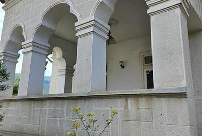 CASA SI TEREN DE VANZARE TG.OCNA IN EXCLUSIVITATE - 3