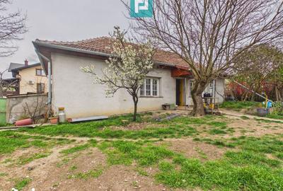 Casă cu 3 camere cu Canalizare în Central - 10