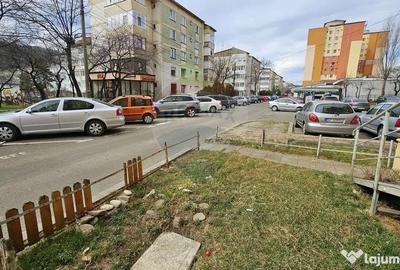 Spațiu comercial, de 80 mp, în Mărăței - 1