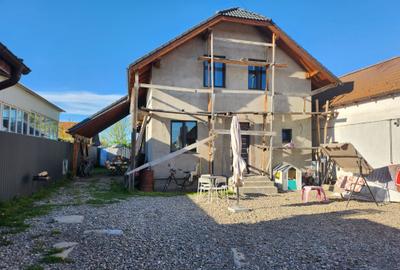 Casă cu 4 camere în Prejmer - 3