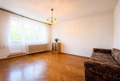 Apartament cu 3 camere decomandat, mobilat în Simeria