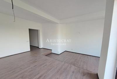 Vila Tip Duplex generoasa cu vedere lac - 3