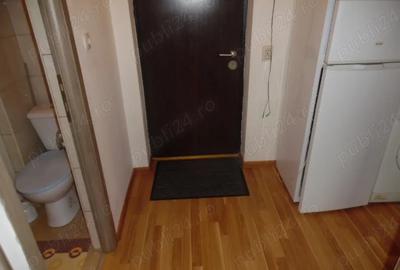 Inchiriez apartament 2 camere - 4