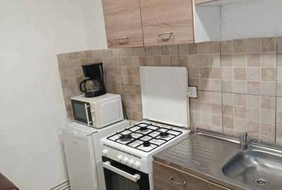 Inchiriez ?i in regim hotelier apartament 2 camere decomandat ?i curte proprie - 4