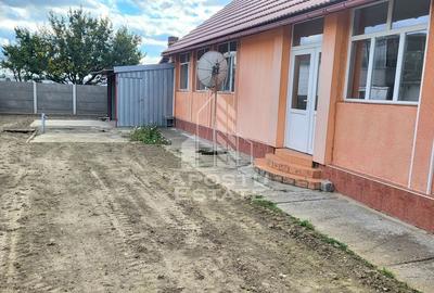 Casa individuala cu 3 camere,renovata in totalitate,Sag - 13