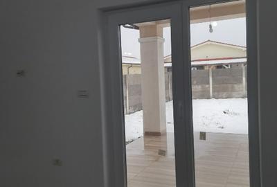 Proprietar vind duplex - 4