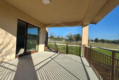 Casa finisata Jucu de Sus, P+E, 160 mp, teren 1200 mp, liniste, aerisit - 2