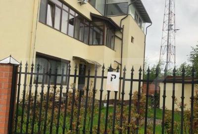 Duplex in vila, 4 camere, 150 mp , teren 100mp , Aleea Mana - 2