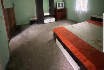 Casă cu 3 camere în Ion Creangă